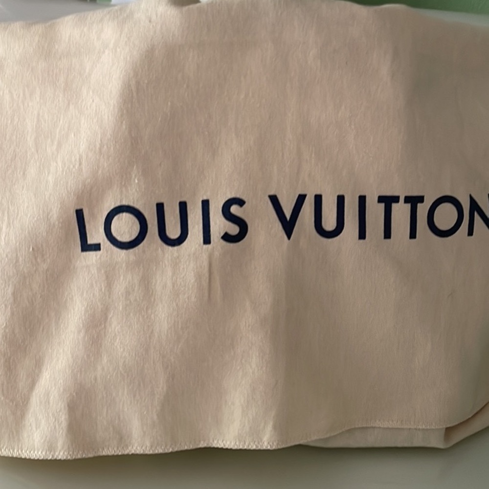 Brand New (never worn)